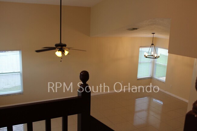 Building Photo - Beautiful 4 Bedroom 2.5 Bath Home with Hea...