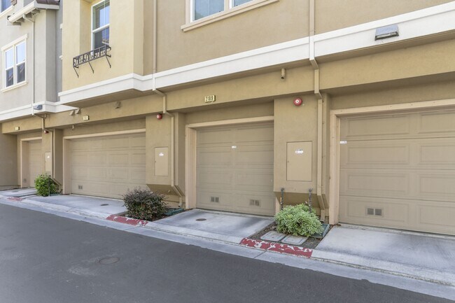 Building Photo - 2189 Beech Cir