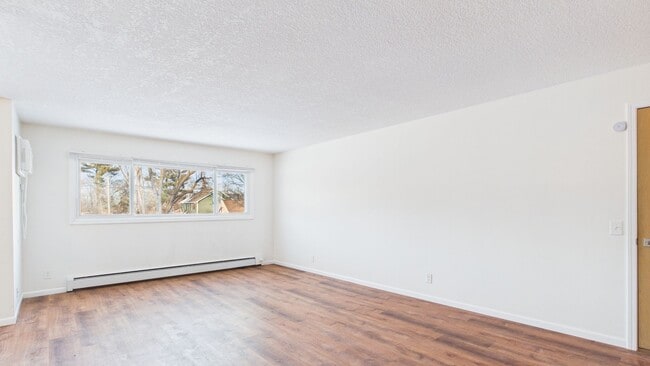 Building Photo - 10213 W 34th St