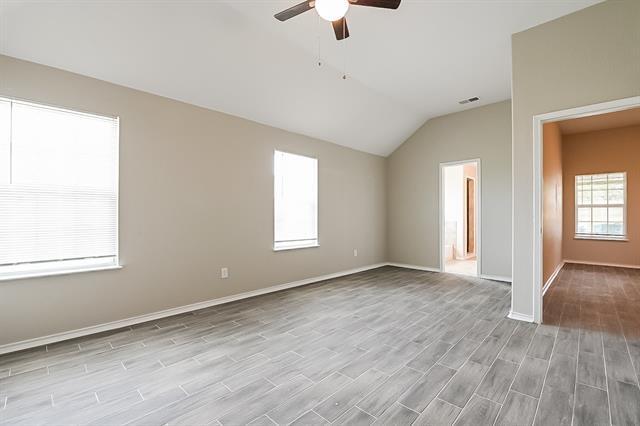 Building Photo - 629 Green Mound Dr