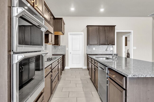 Building Photo - 9044 Antelope Ave