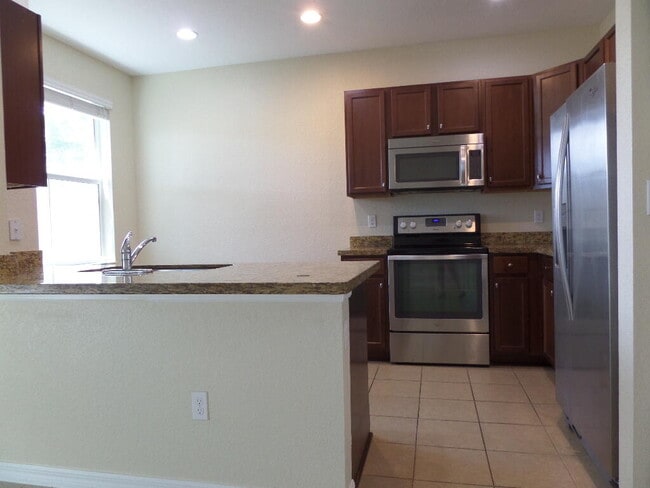 Building Photo - 322 Lake Monterey Cir