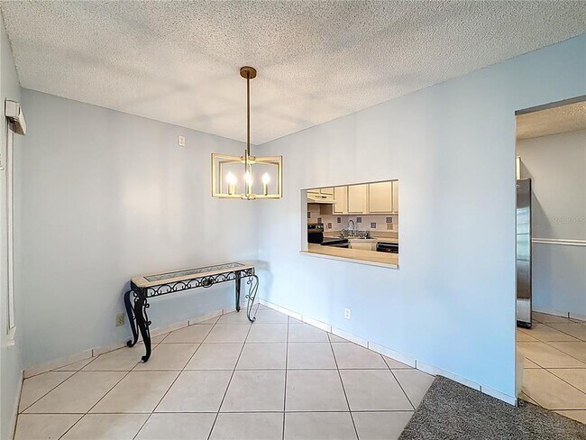 Building Photo - 826 Sky Pine Way