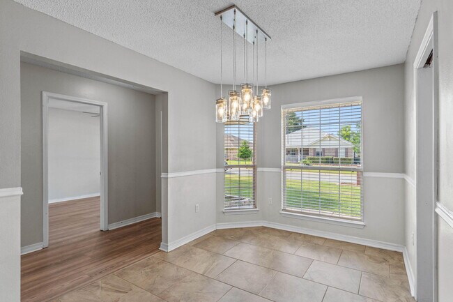 Building Photo - 203 Citadel Ln