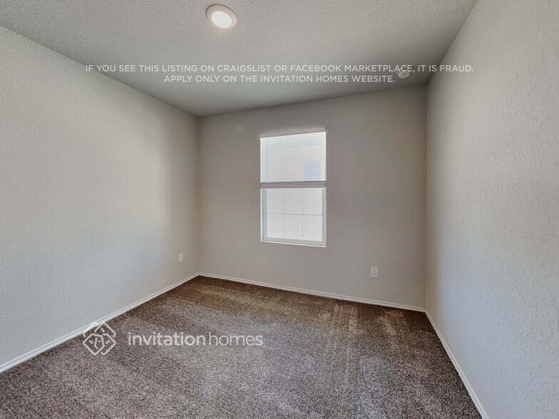 Building Photo - 3342 Kornberg Dr