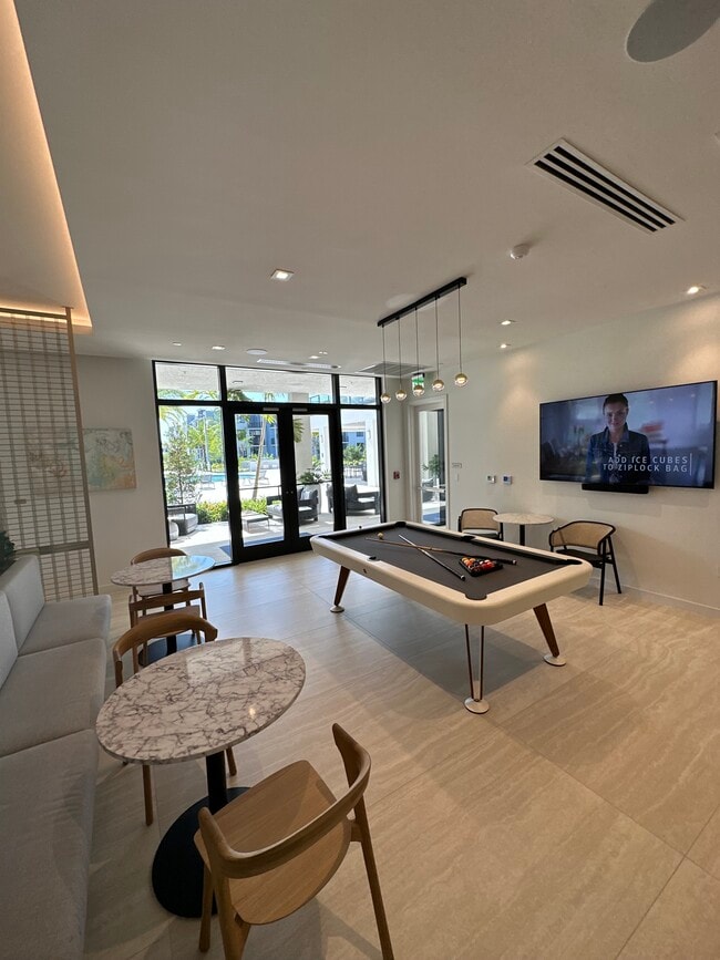 Building Photo - 7933 W 2nd Ct