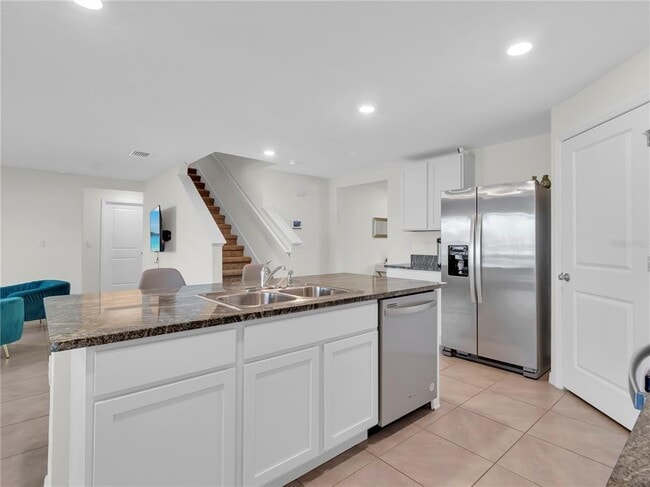 Building Photo - 5446 Logan Cave Ave