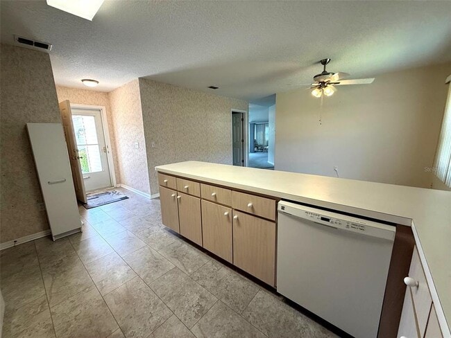 Building Photo - 17532 SE 100th Ct