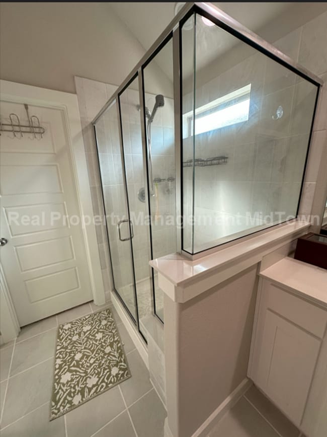 Building Photo - Modern 3-Bedroom Home in Prime Forney Loca...