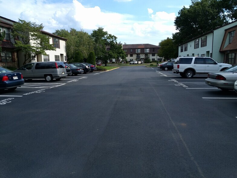 Parking Spots - 824 Orlando St