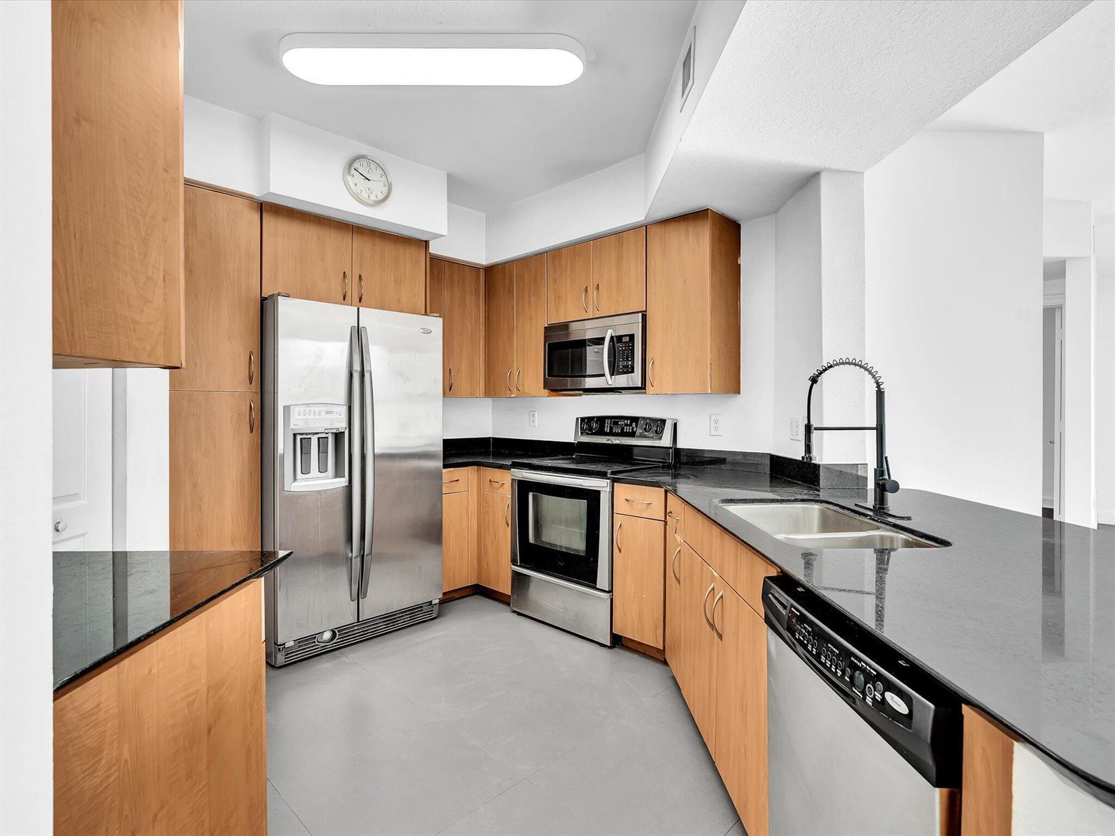 Building Photo - 1830 Radius Dr