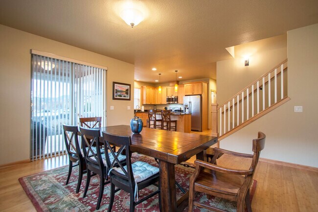Building Photo - 1021 Redtail Loop
