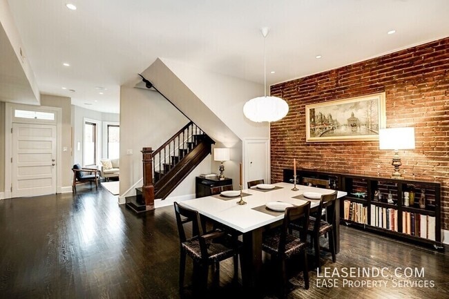 Building Photo - 1964 2nd St NW