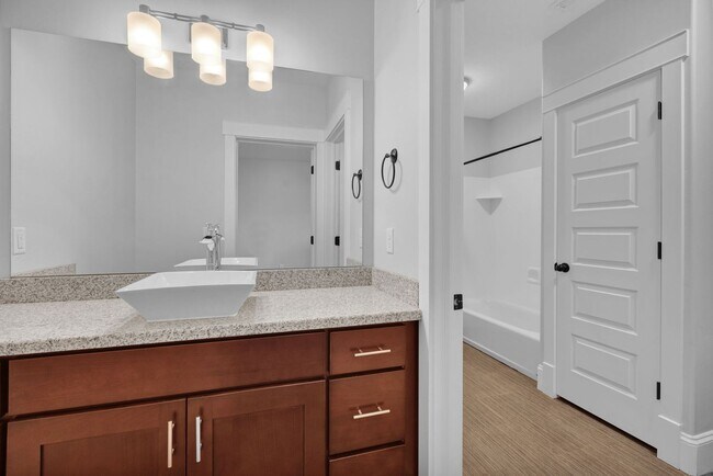 Building Photo - Luxury North Salt Lake Home with Mountain Views, Office & Fully Fenced Yard
