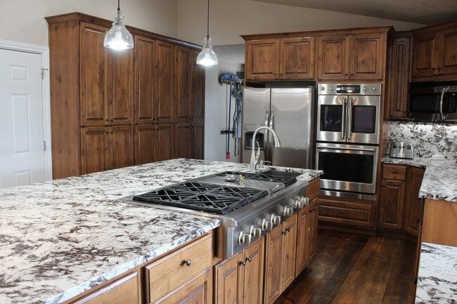 Building Photo - 3572 Wild Mare Way