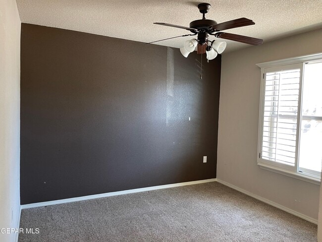 Building Photo - 3233 Muddy Point Ln