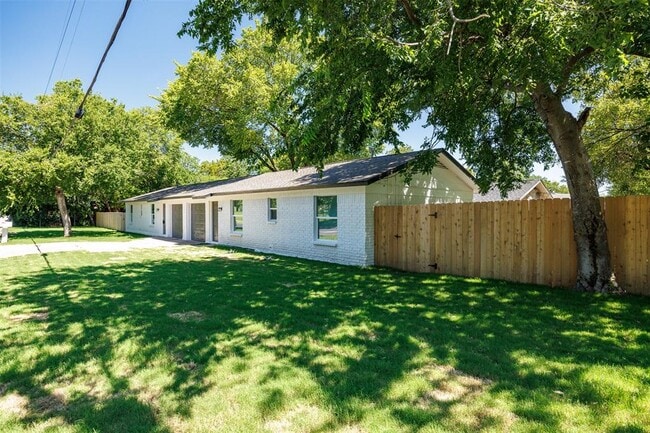 Building Photo - 1008 Wilks Ave