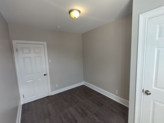 Building Photo - Spacious West Philly Home