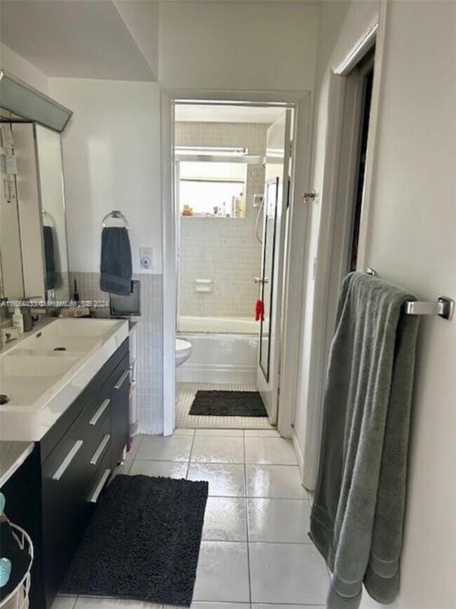 Building Photo - 1250 Atlantic Shores Blvd