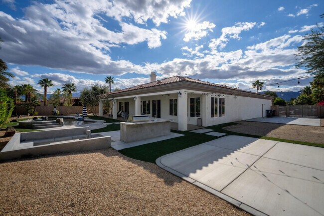 Building Photo - 49392 Hohokam River St