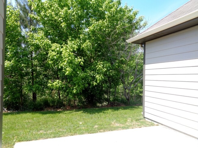 Building Photo - Home for Rent in Tuscaloosa, AL... Available to View Now!!!
