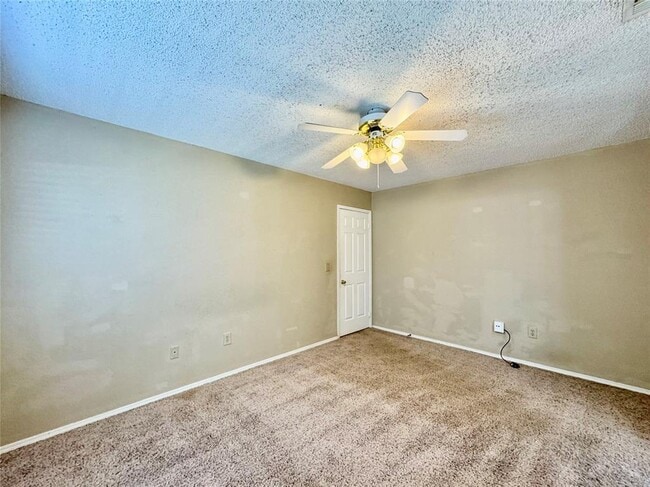Building Photo - 6300 Westlane