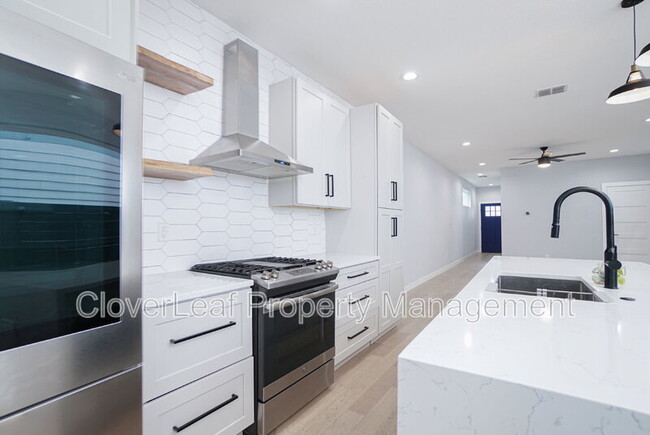 Building Photo - 2109 Schley Ave