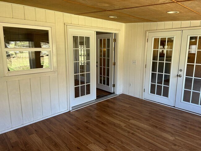 Building Photo - 691 WALNUT POINT DRIVE | BALLWIN 63021
