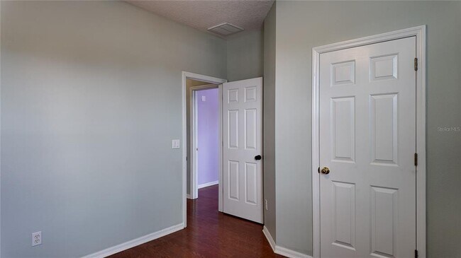 Building Photo - 1133 Indigo Dr