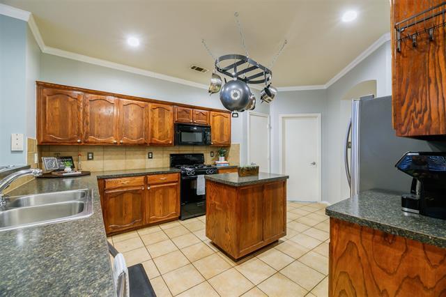 Building Photo - 1132 Blackburn Dr