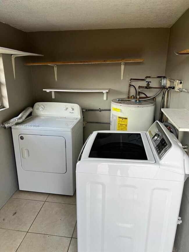 Building Photo - 12135 SW 182nd Terrace