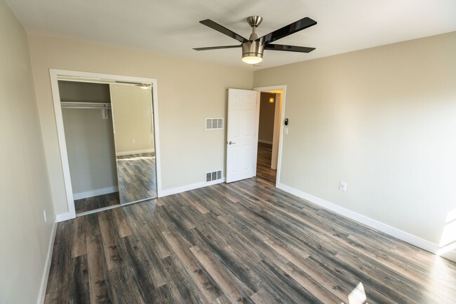 Interior Photo - 970 N. Serrano Ave.