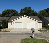 Building Photo - 6401 Forest Park Dr