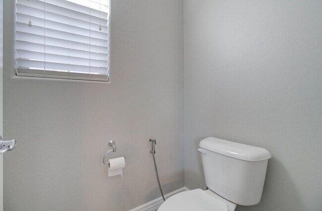 Building Photo - 4617 E Walter Way