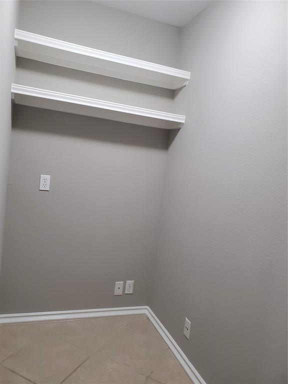 Building Photo - 719 Birch Brook Ln