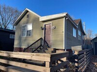 Building Photo - 38 E Beardsley Ave