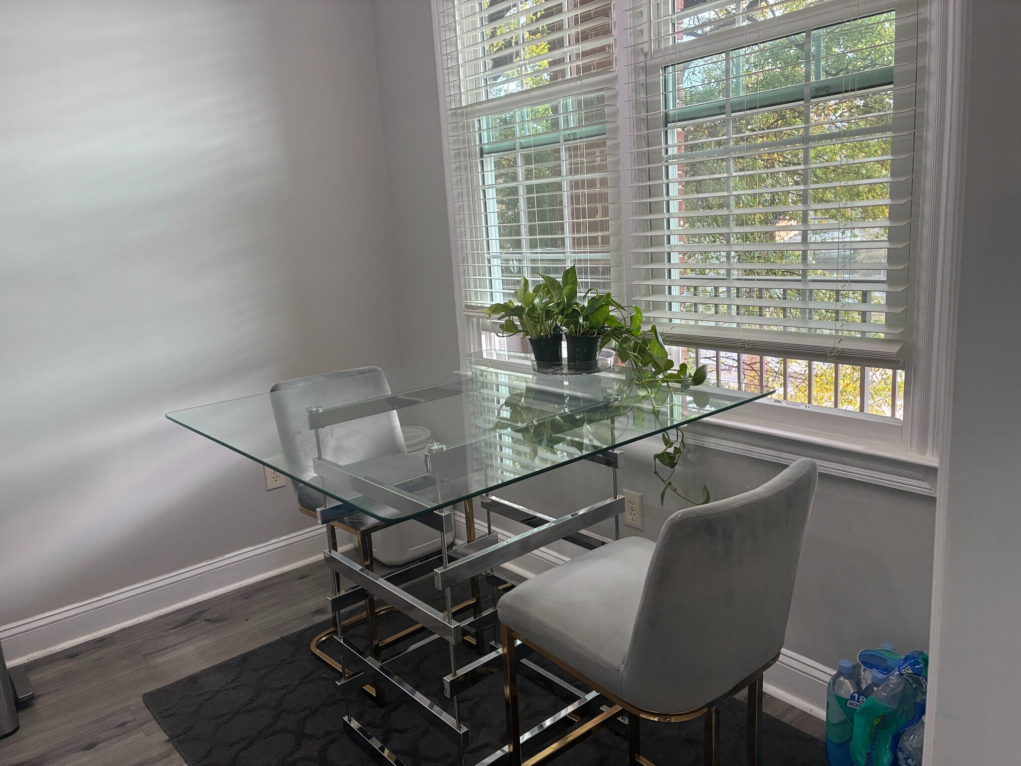 Building Photo - Room in Condo on Peachtree St NE