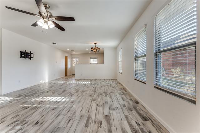 Building Photo - 1112 Day Dream Dr