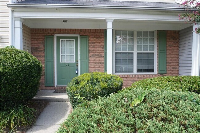 Building Photo - 71 Highoak Dr