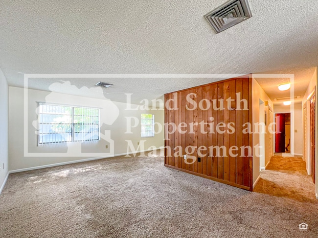 Building Photo - 3016 Skipper Pl