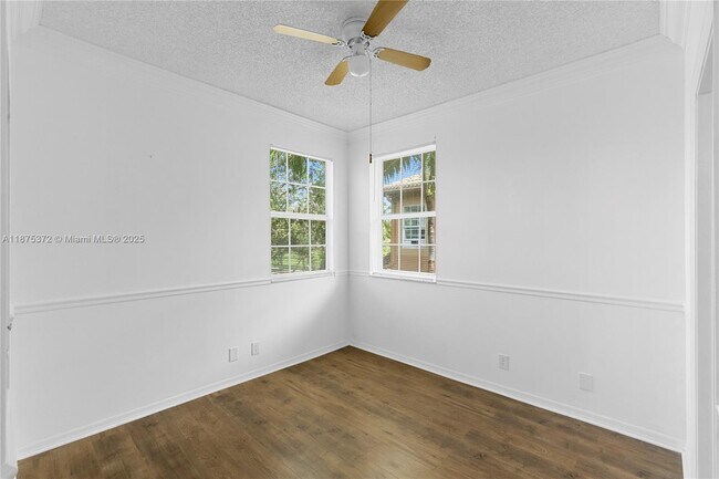 Building Photo - 1440 Coronado Rd