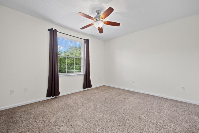 Building Photo - 245 Murcia Dr