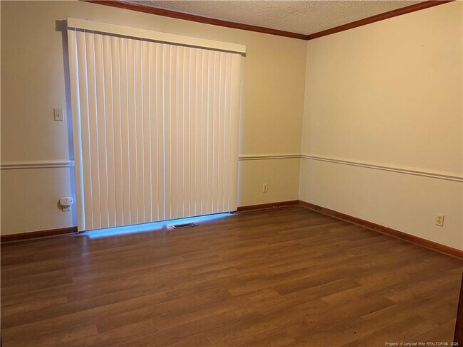 Building Photo - 7098 Calamar Dr