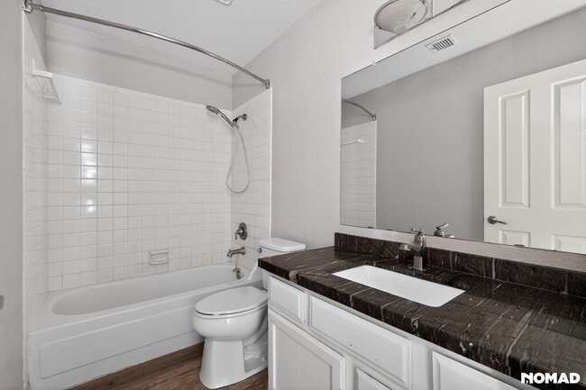 Building Photo - 4640 E Piedmont Rd