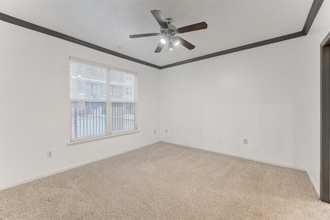 Building Photo - 1711 Old Spanish Trl