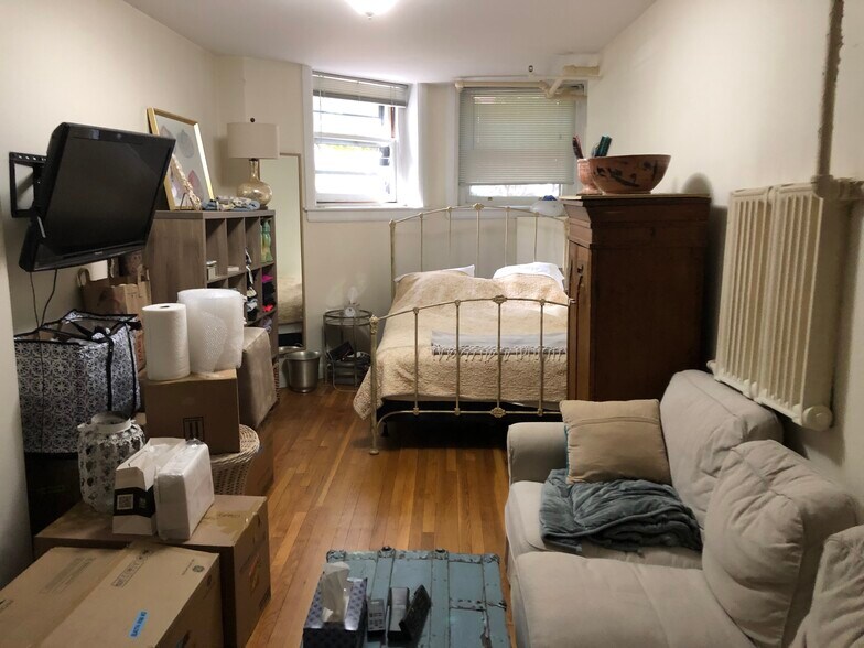 Primary Photo - 457 Beacon St