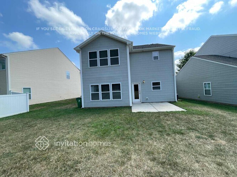 Building Photo - 10308 Snowbell Ct