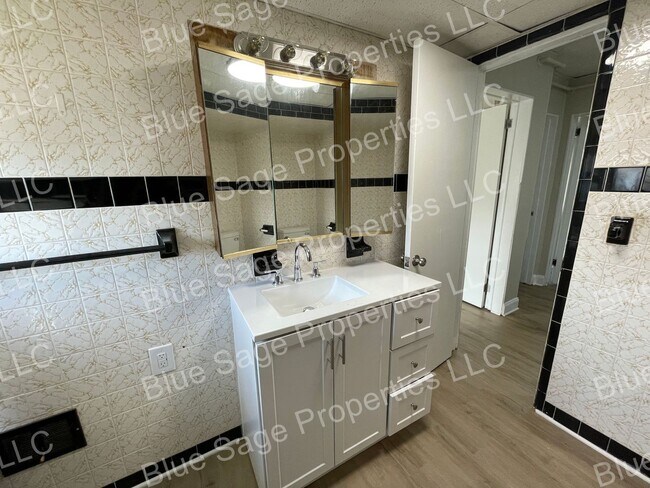 Building Photo - Beautiful 3 Bedroom 1 Bath in Marcus Hook
