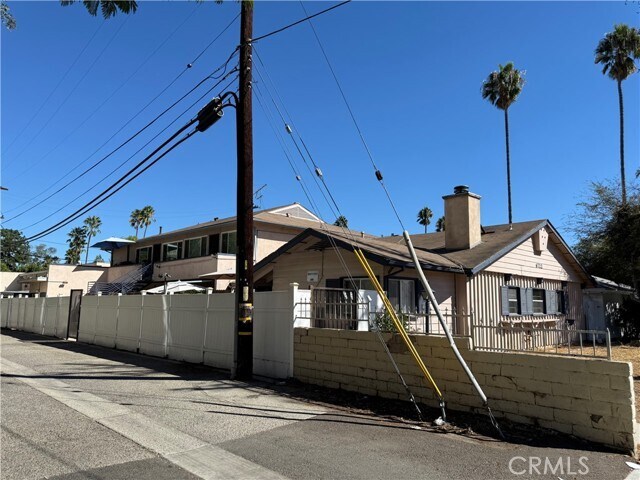 Building Photo - 6722 Whitsett Ave