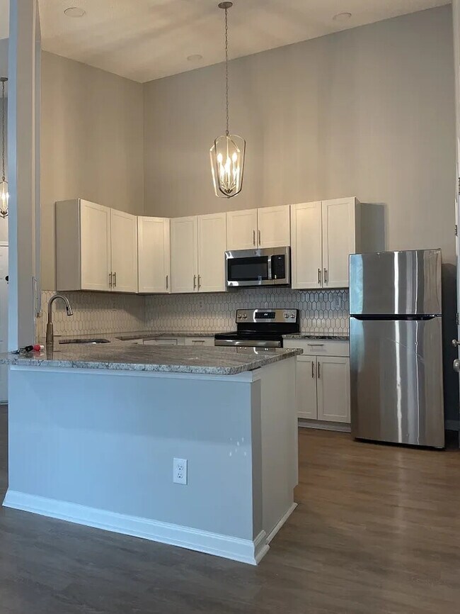 Building Photo - 131 Wexford Dr